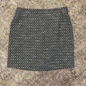NWT Ann Taylor LOFT Woven Monochrome Geometric Lined Mini Skirt